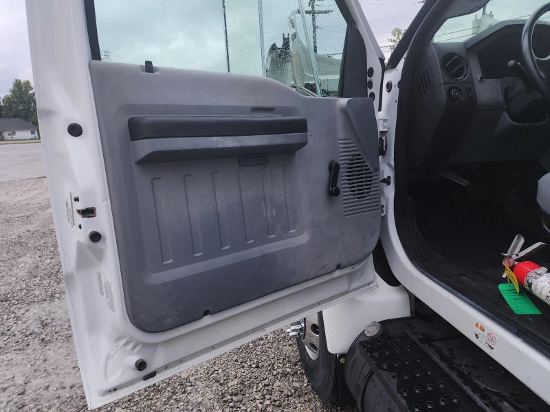 2015 FORD F750 XL SUPER DUTY w/LEDWELL 2000-gal WATER TANKER