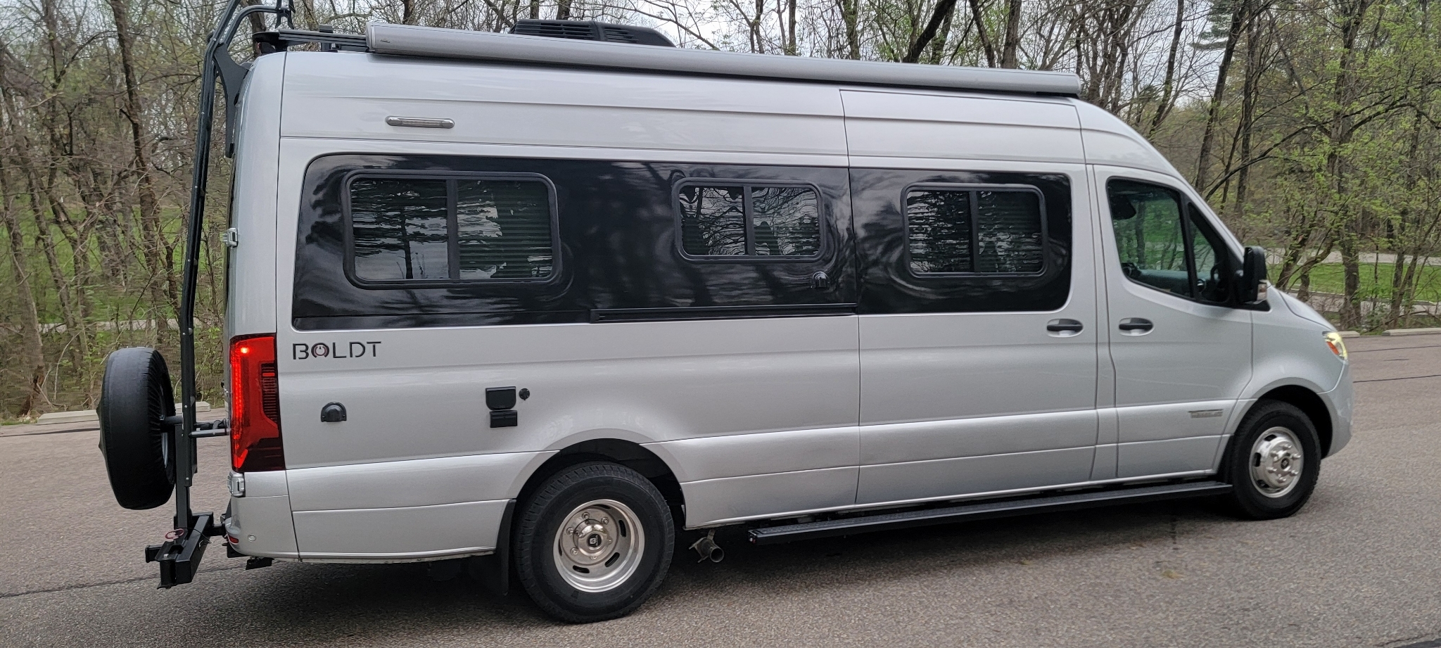 2020 Winnebago BOLDT 70BL RV