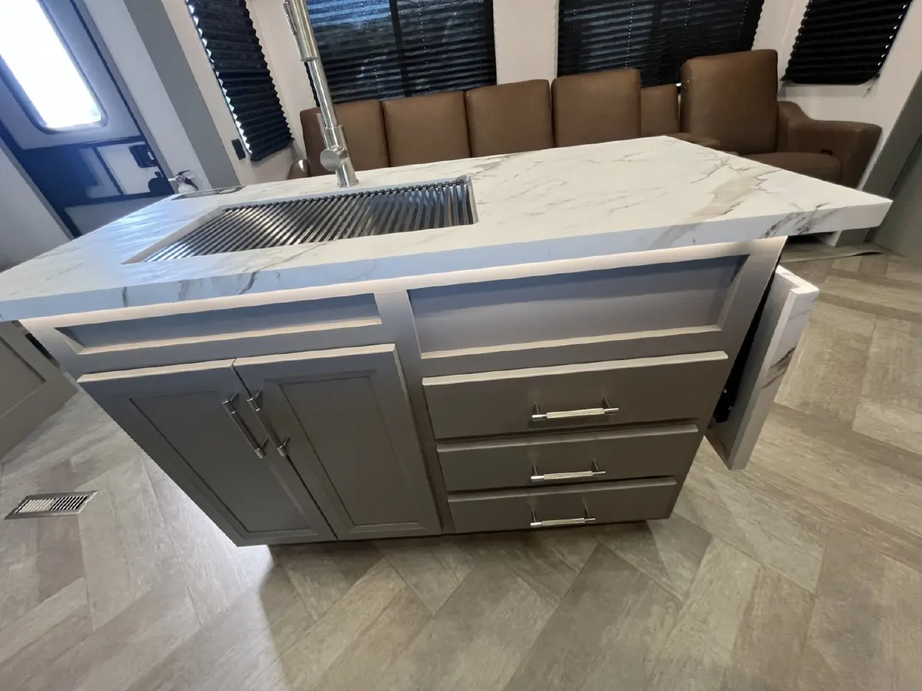 Sprinter Keystone Frame New 2026 Keystone RV Sprinter 3980FBS For Sale in Dothan, AL ...