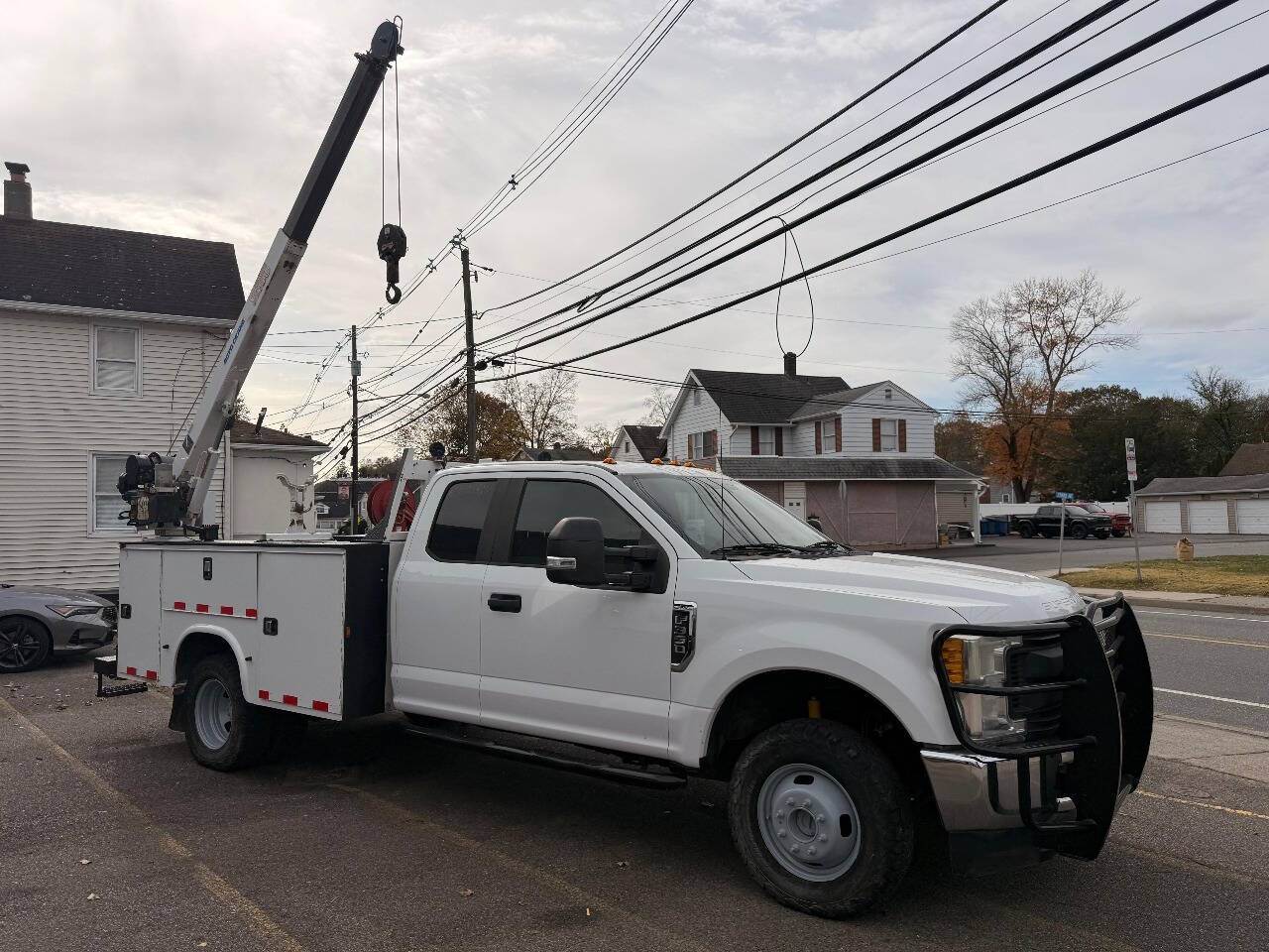 2017 Ford F-350 XL photo 2