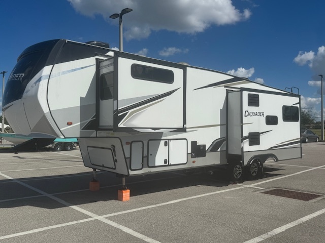 2022 Prime Time CRUSADER 335RLP RV