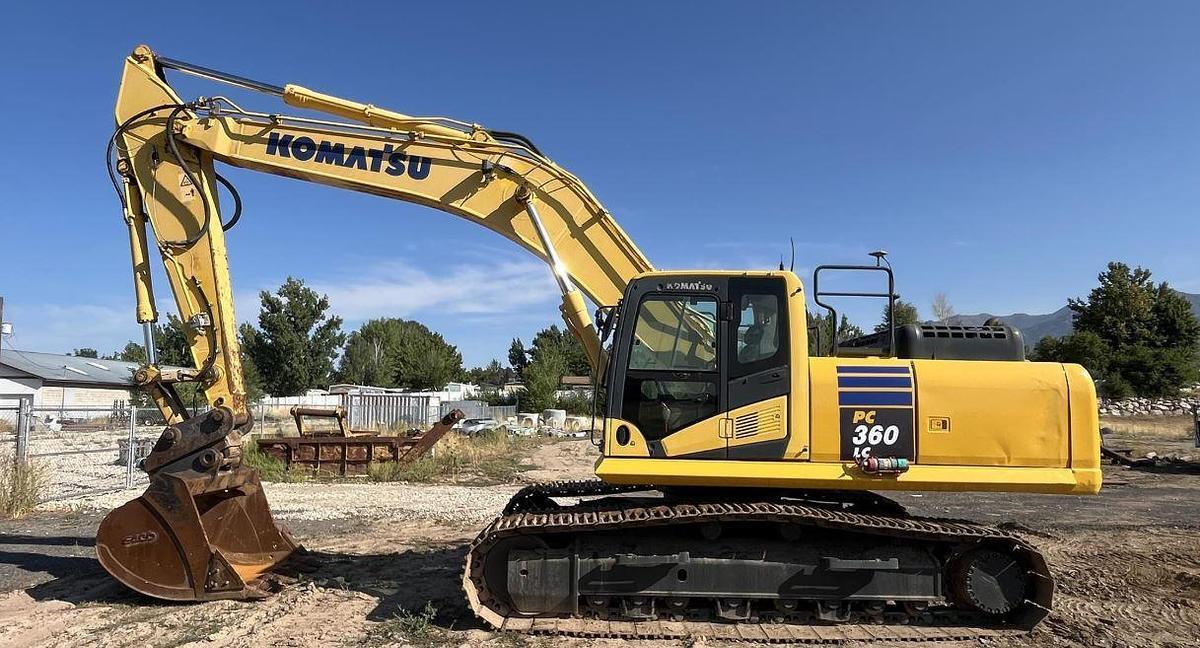 2014 KOMATSU PC360LC-10 in Layton, UT