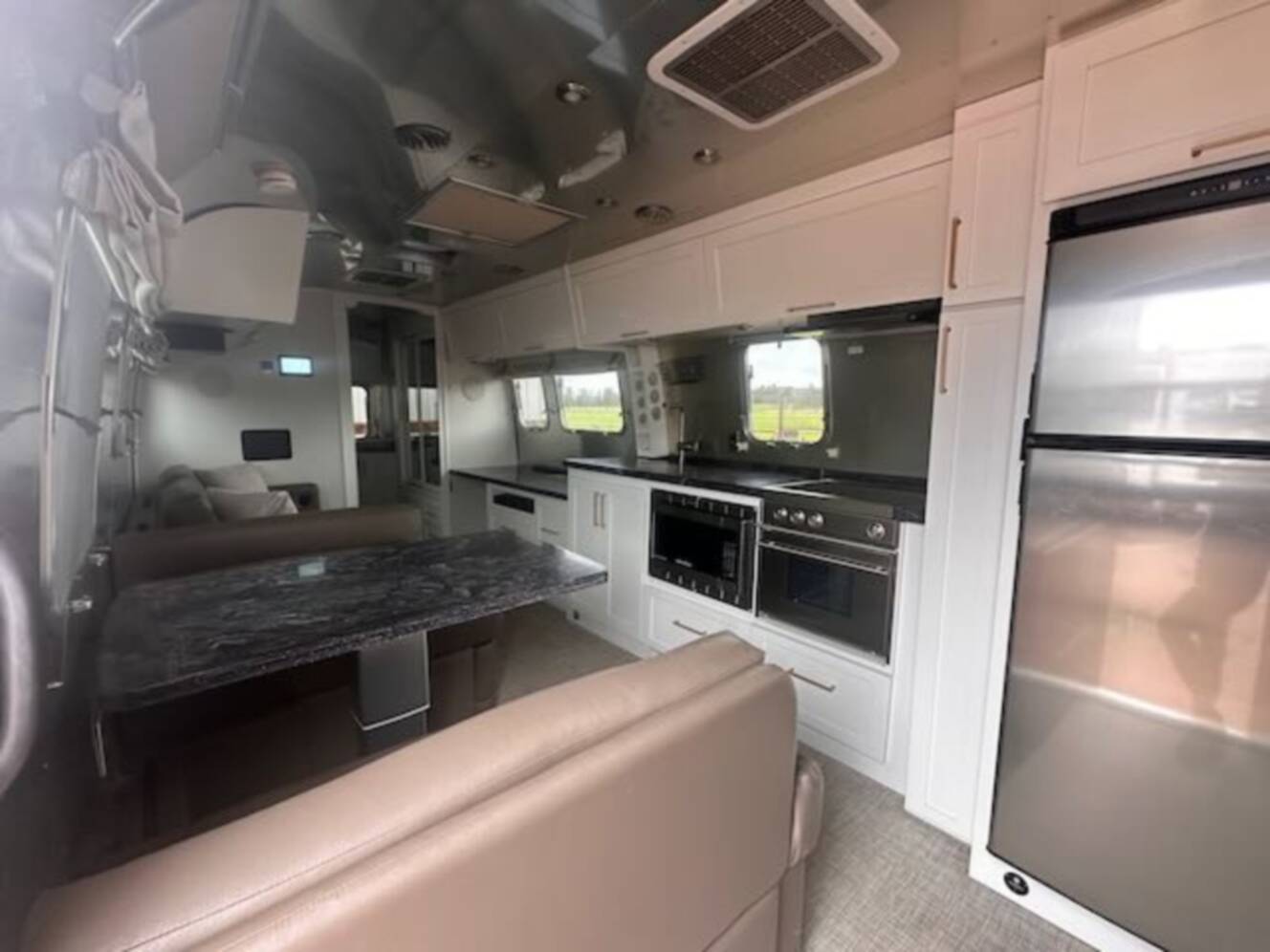 A photo of this 2022 Airstream CLASSIC 33FB TWIN
