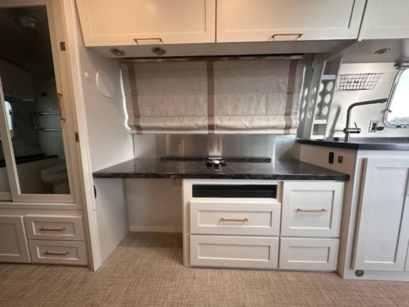 A photo of this 2022 Airstream CLASSIC 33FB TWIN