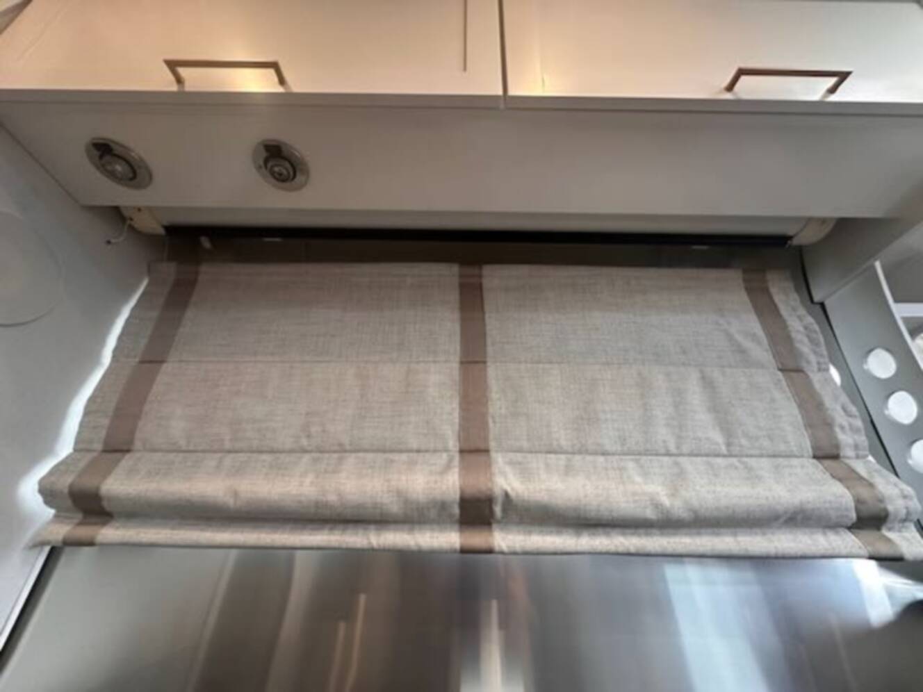 A photo of this 2022 Airstream CLASSIC 33FB TWIN