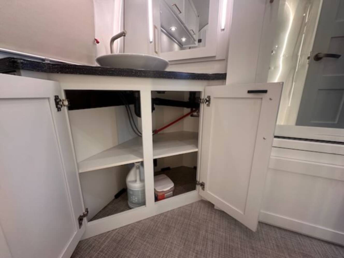 A photo of this 2022 Airstream CLASSIC 33FB TWIN