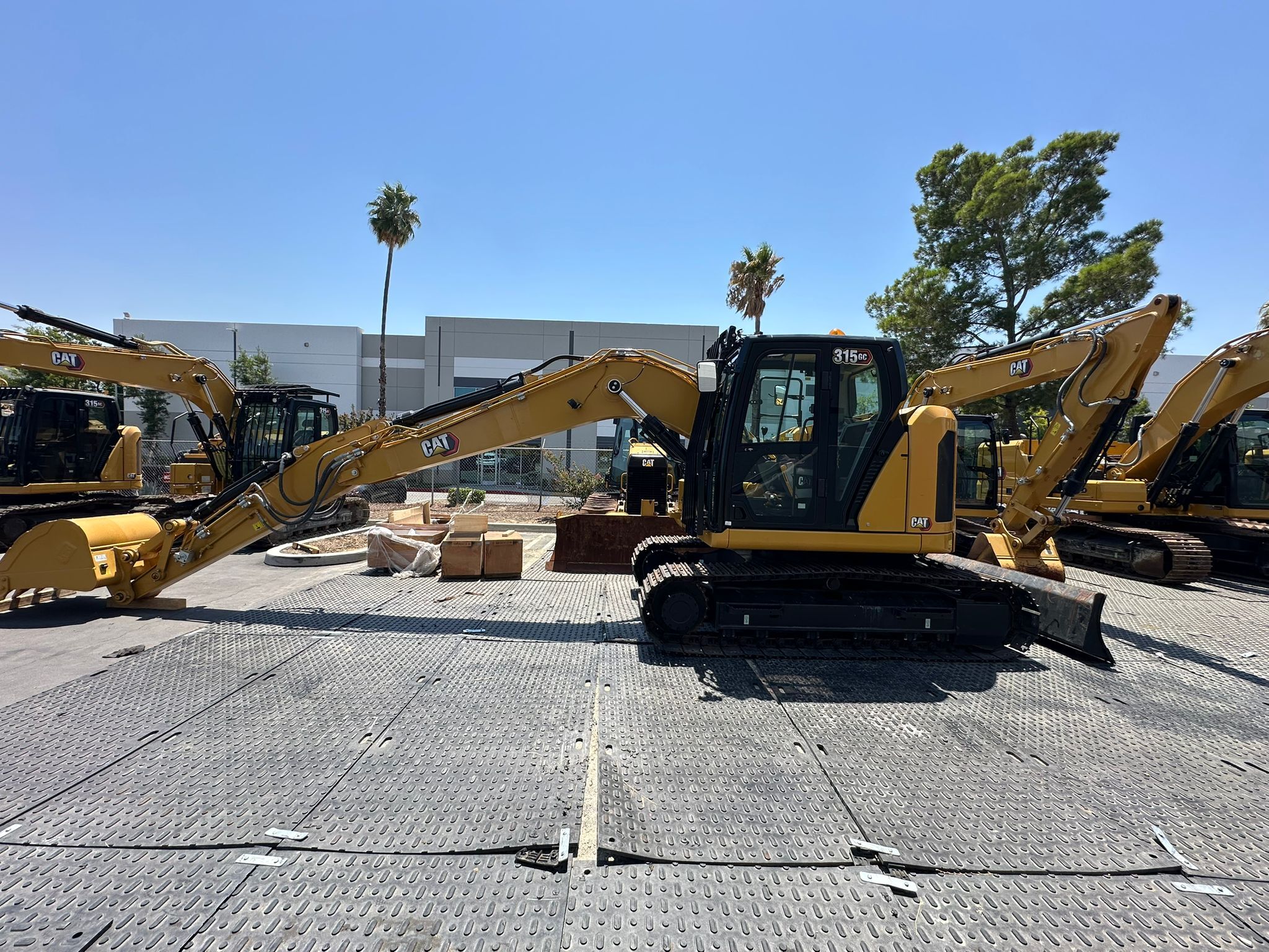 2022 CATERPILLAR 315 in Irvine, CA
