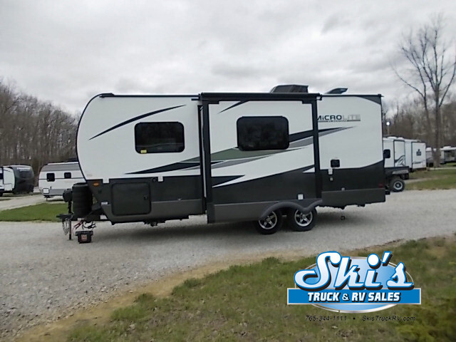 2025 Forest River Flagstaff Micro Lite 22FBS in rockville IN
