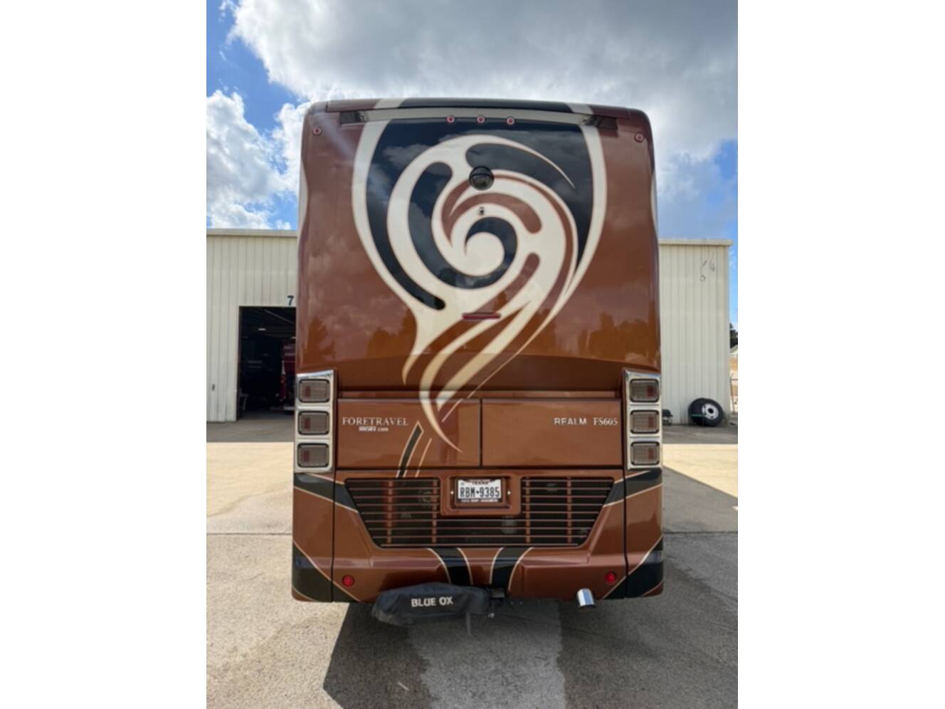 A photo of this 2022 Foretravel REALM FS605 LV3