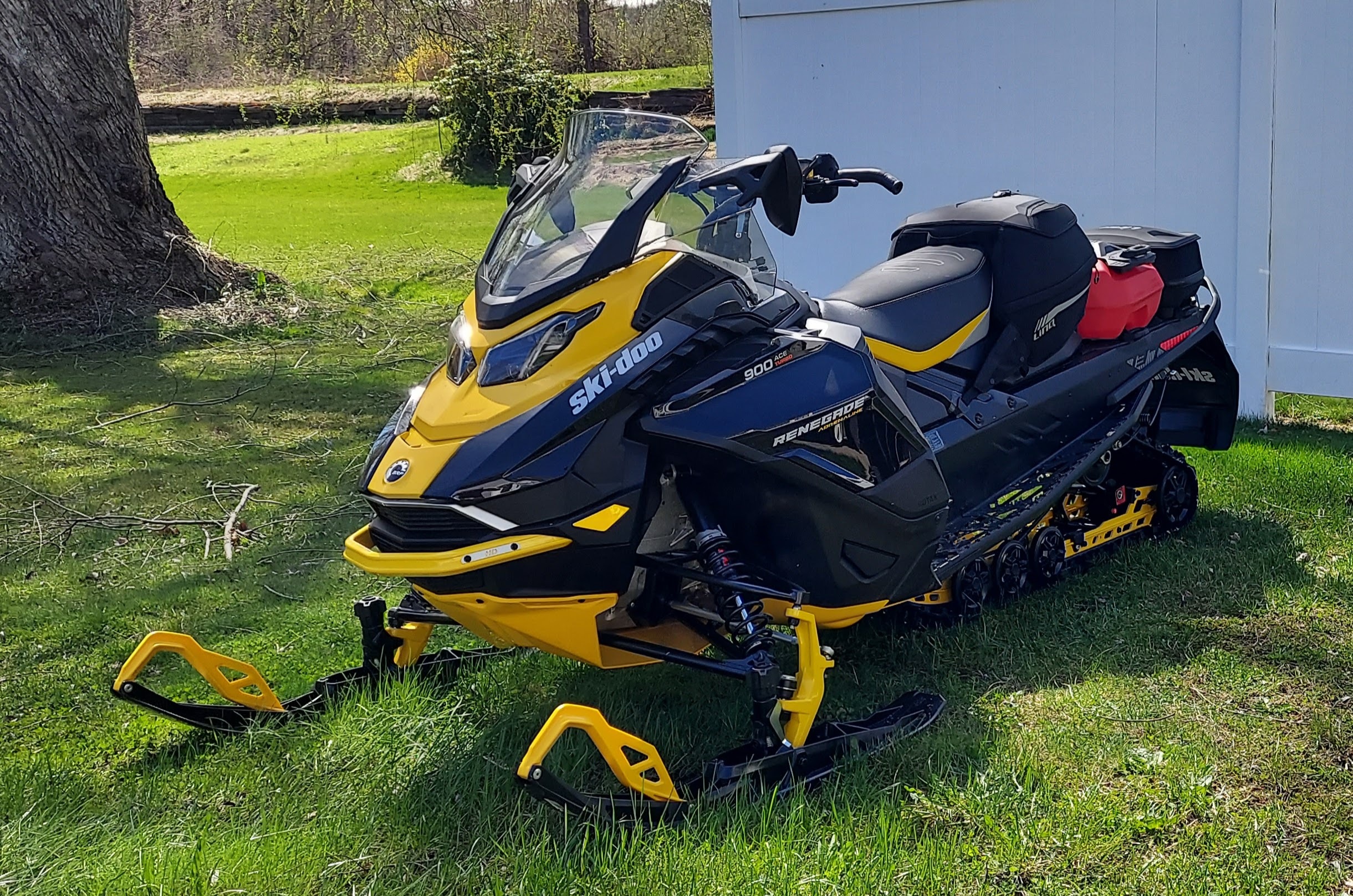 エース Black Snowmobiles For Sale Near Humboldt, Vermont - Snowmobile Trader