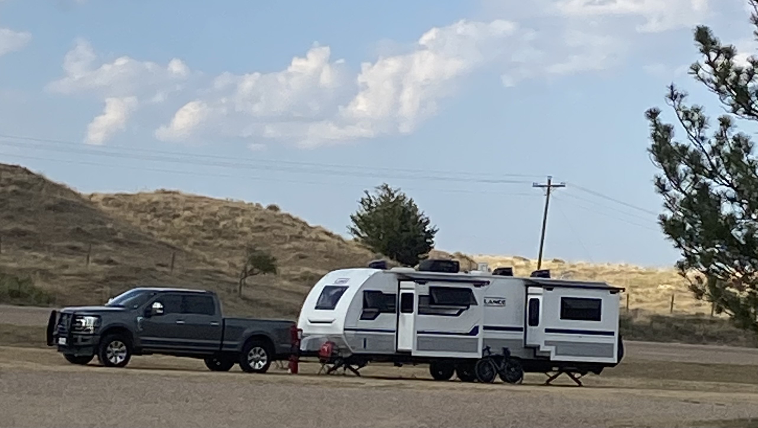 2022 Lance 2465 TRAVEL TRAILER in weatherford TX