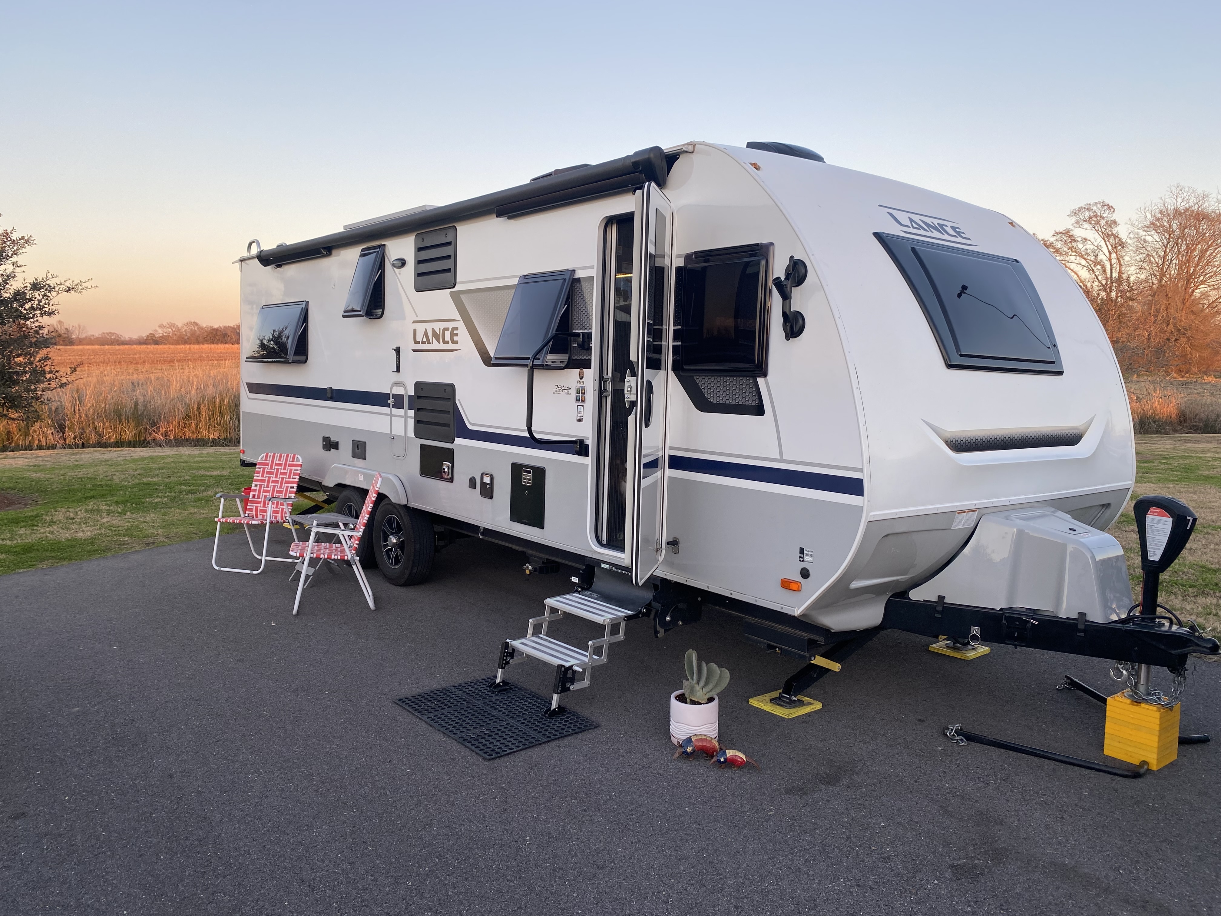 2022 Lance 2465 TRAVEL TRAILER in weatherford TX