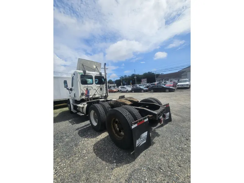 2016 FREIGHTLINER CASCADIA 125