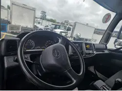 2017 HINO HINO 338