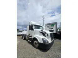 2016 VOLVO VN