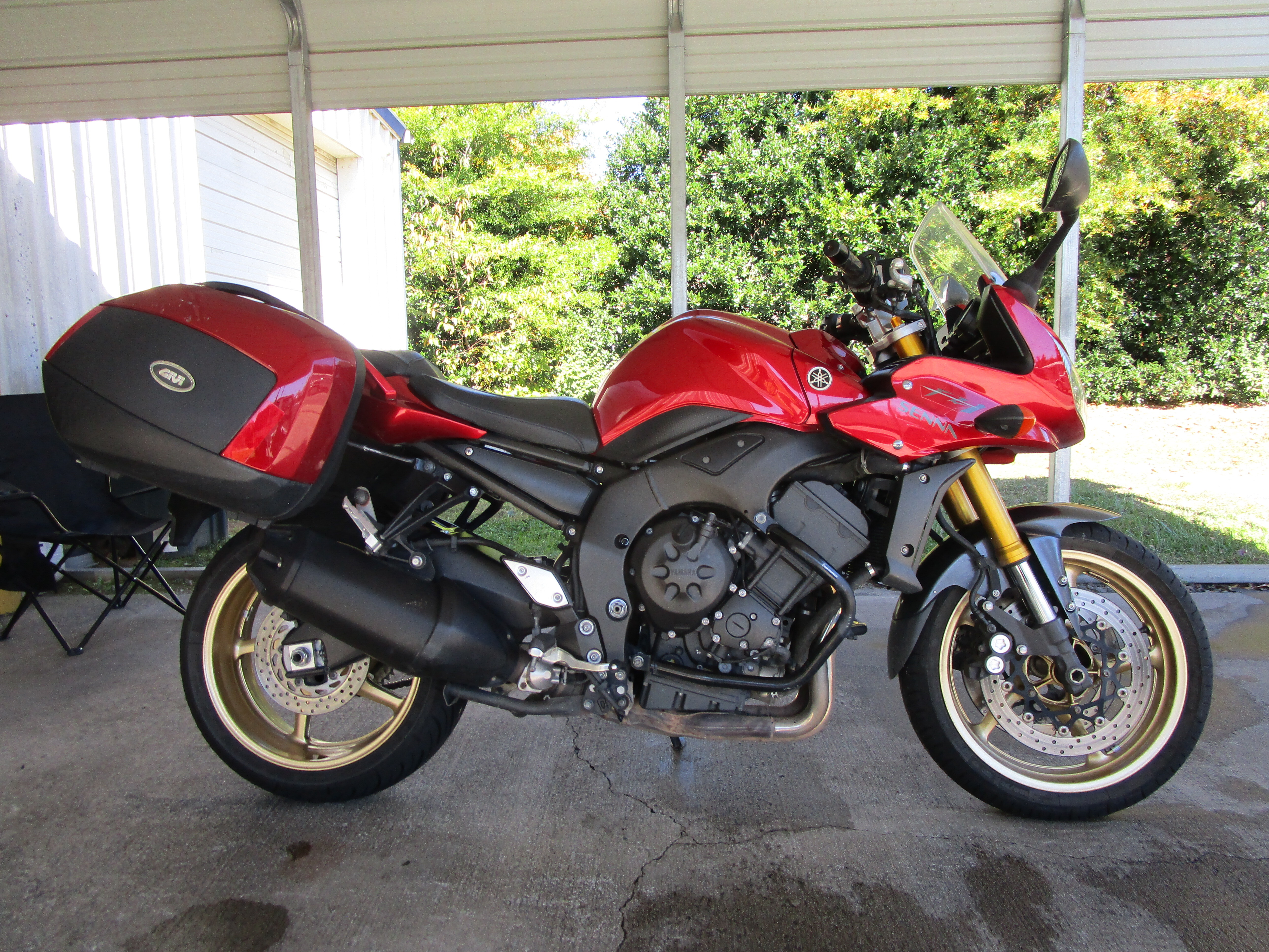 2010 Yamaha FZ1 in Asheville, NC