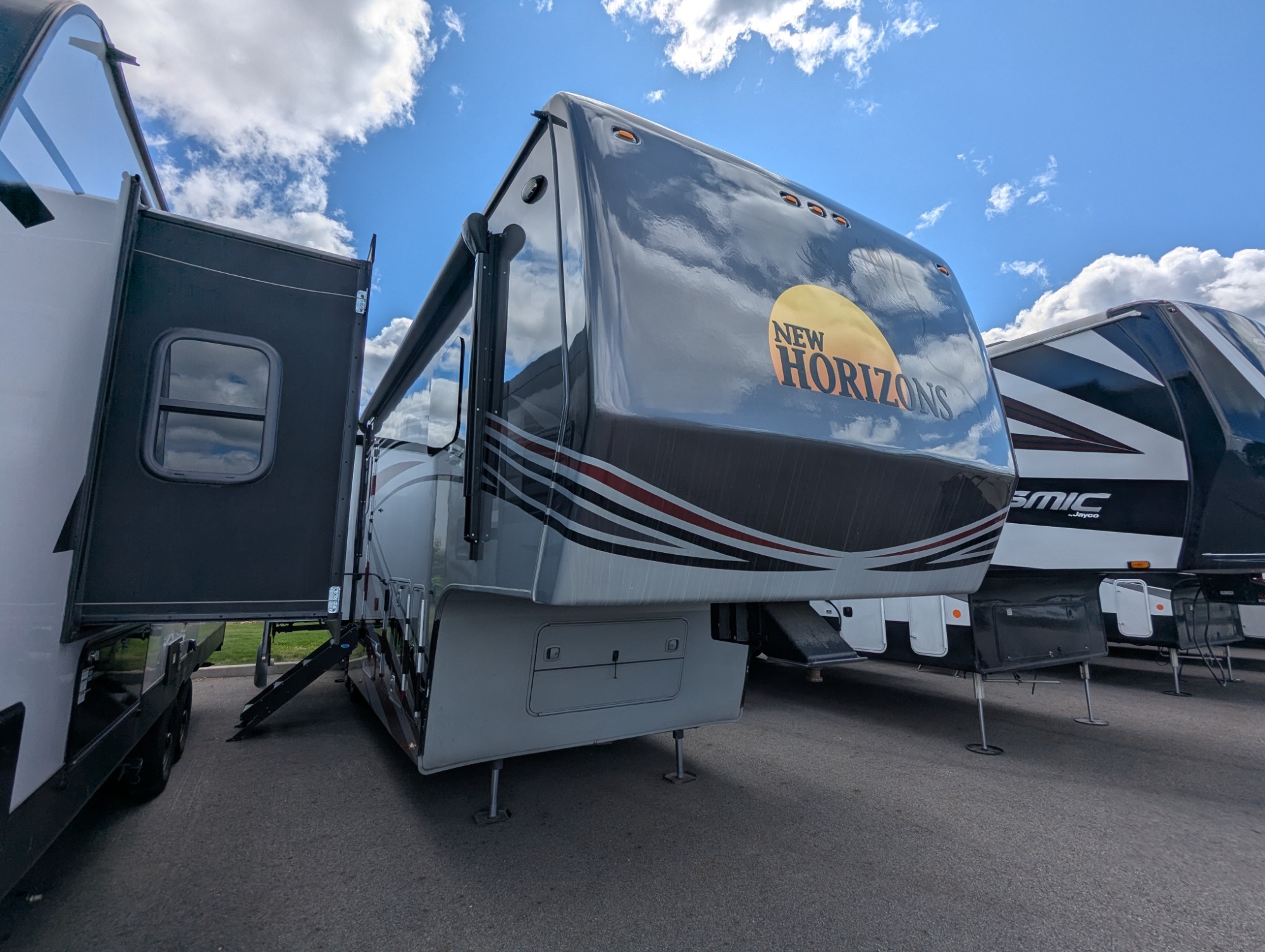 New Horizons RVs For Sale - RV Trader