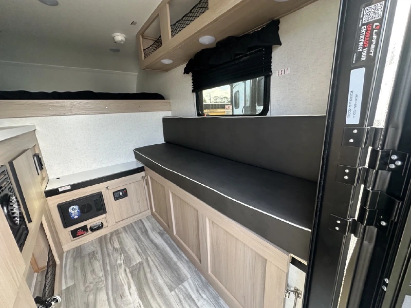 2026 TRAVEL LITE UP COUNTRY 365U