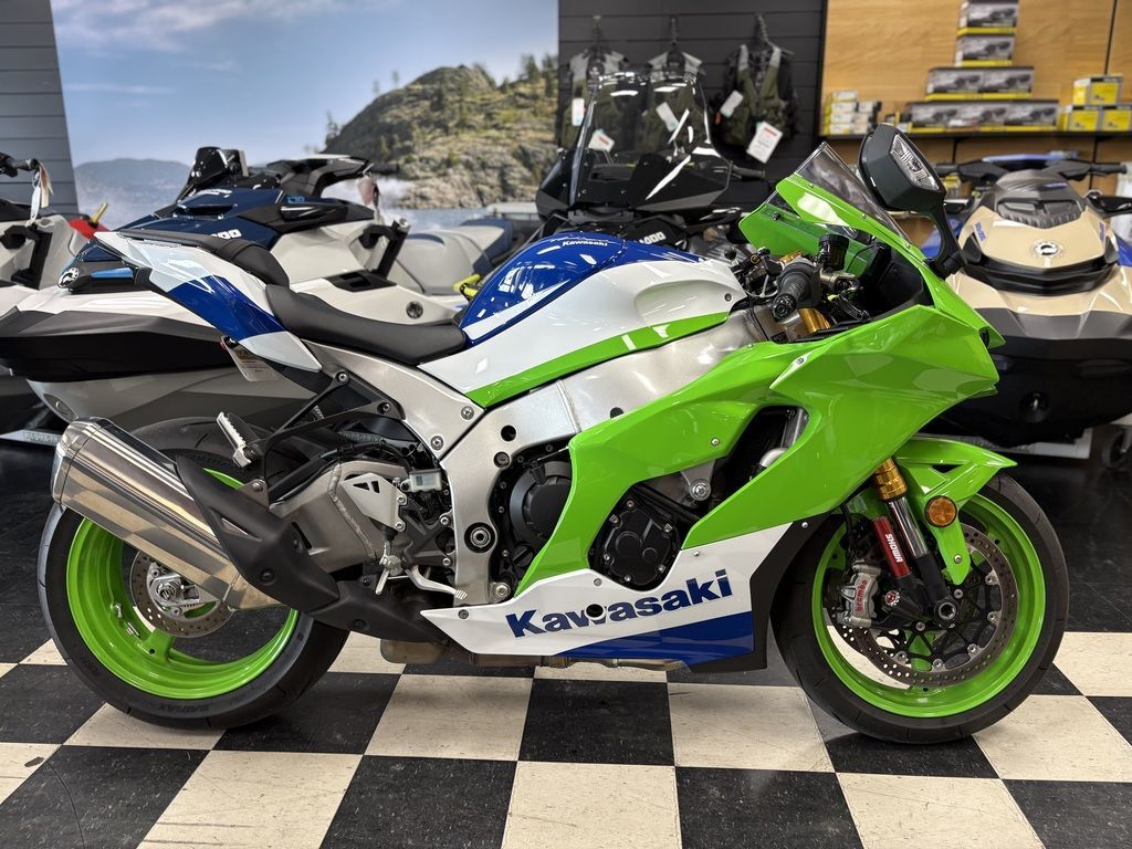SIYT出品 2024 Ninja ZX-10R 40th Anniversary Edition モーターサイクル