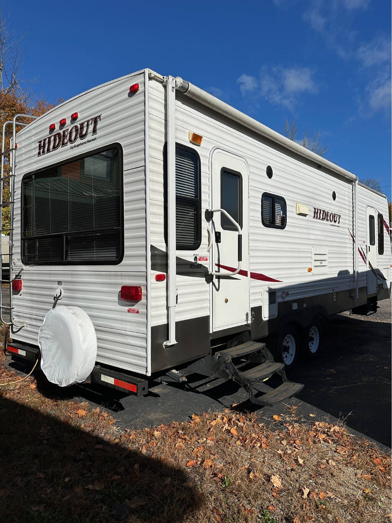 A photo of this 2011 Keystone HIDEOUT 26RLS