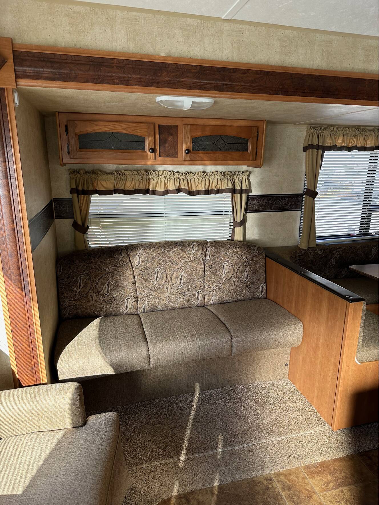 A photo of this 2011 Keystone HIDEOUT 26RLS