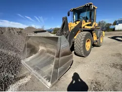 2014 VOLVO L90G