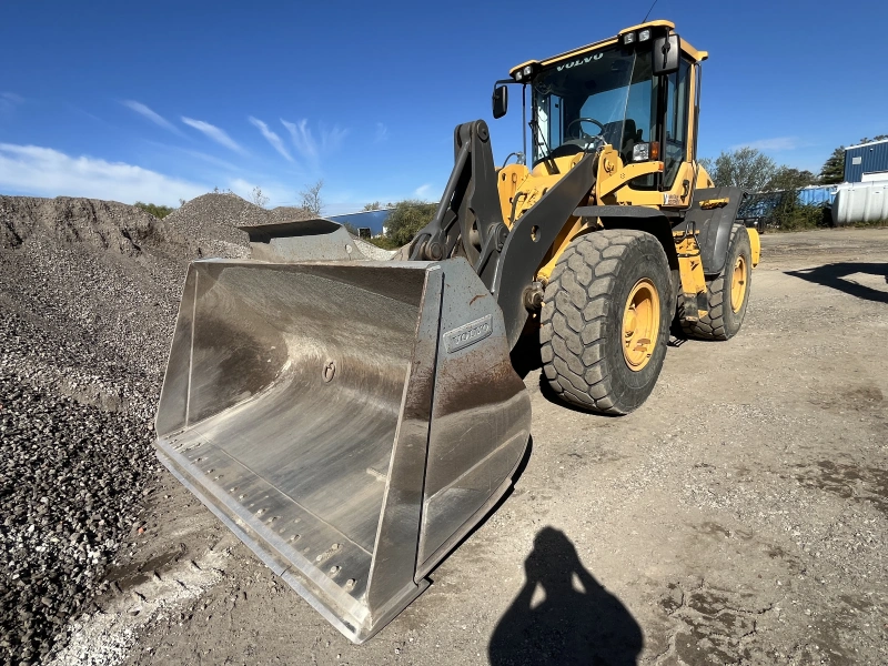 2014 VOLVO L90G
