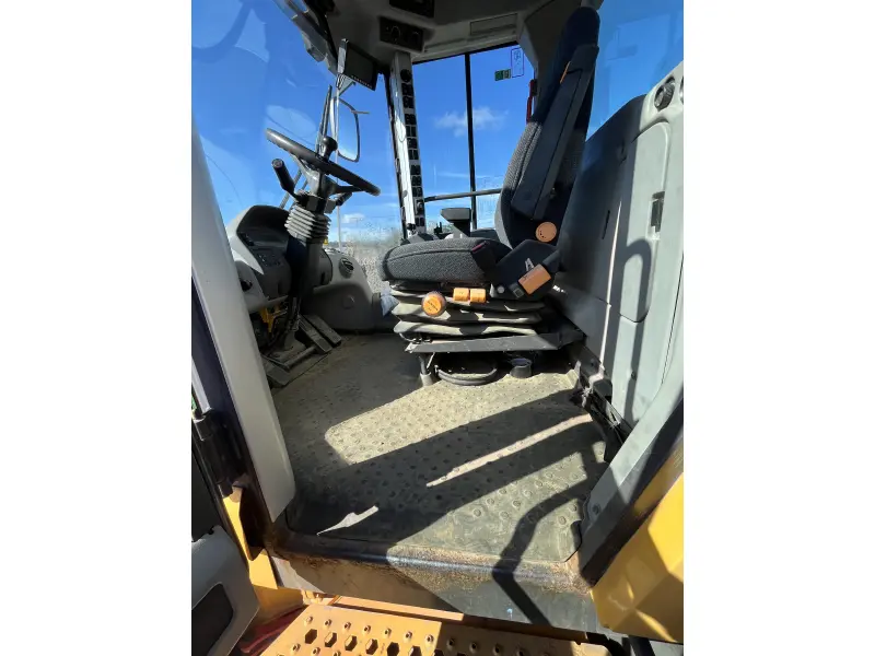2014 VOLVO L90G