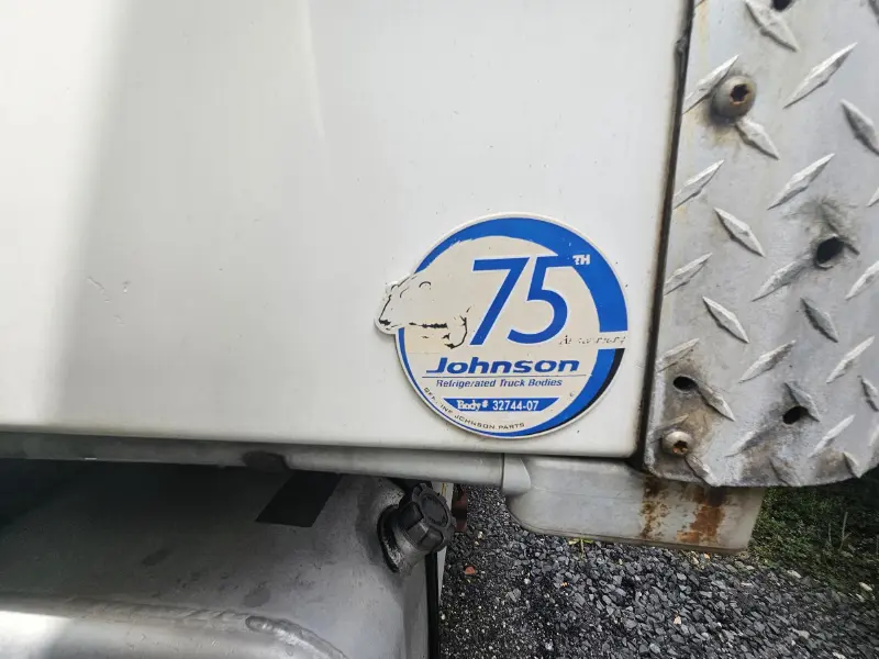 2013 HINO HINO 338