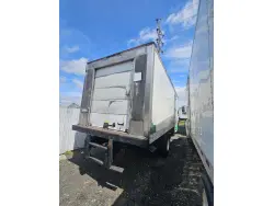 2010 KENWORTH T3
