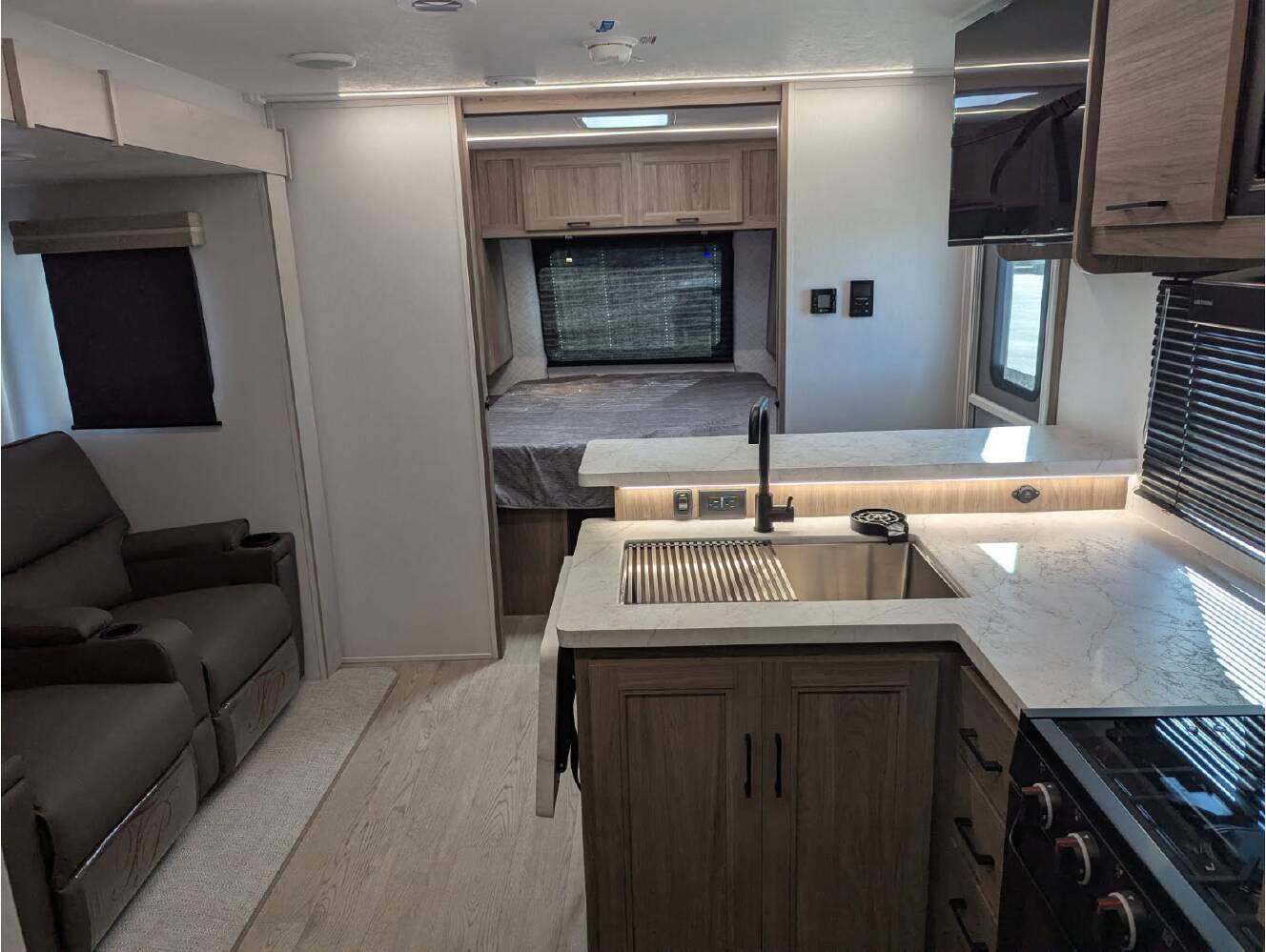 A photo of this 2026 Coachmen Freedom Express 271BHE