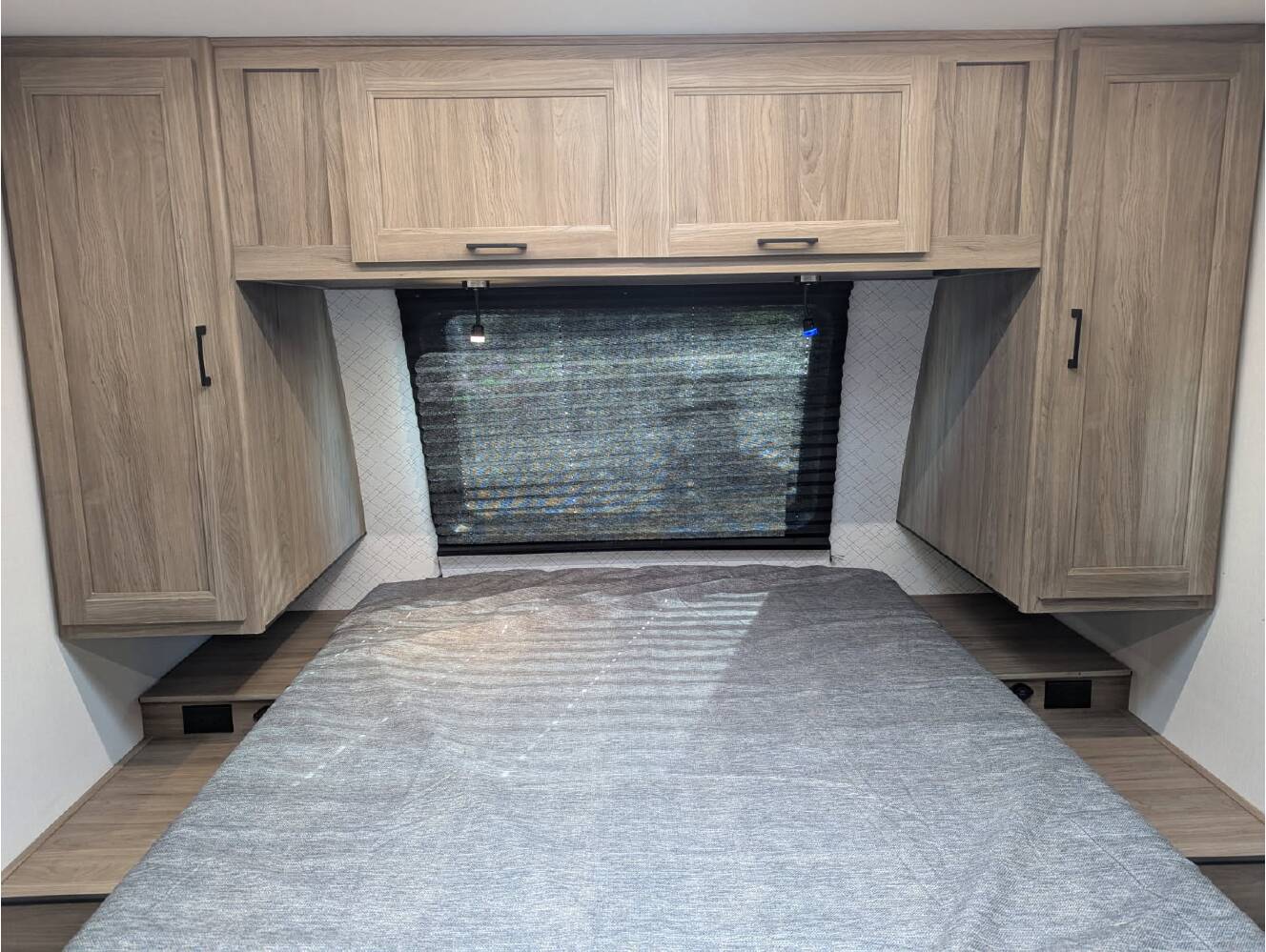 A photo of this 2026 Coachmen Freedom Express 271BHE