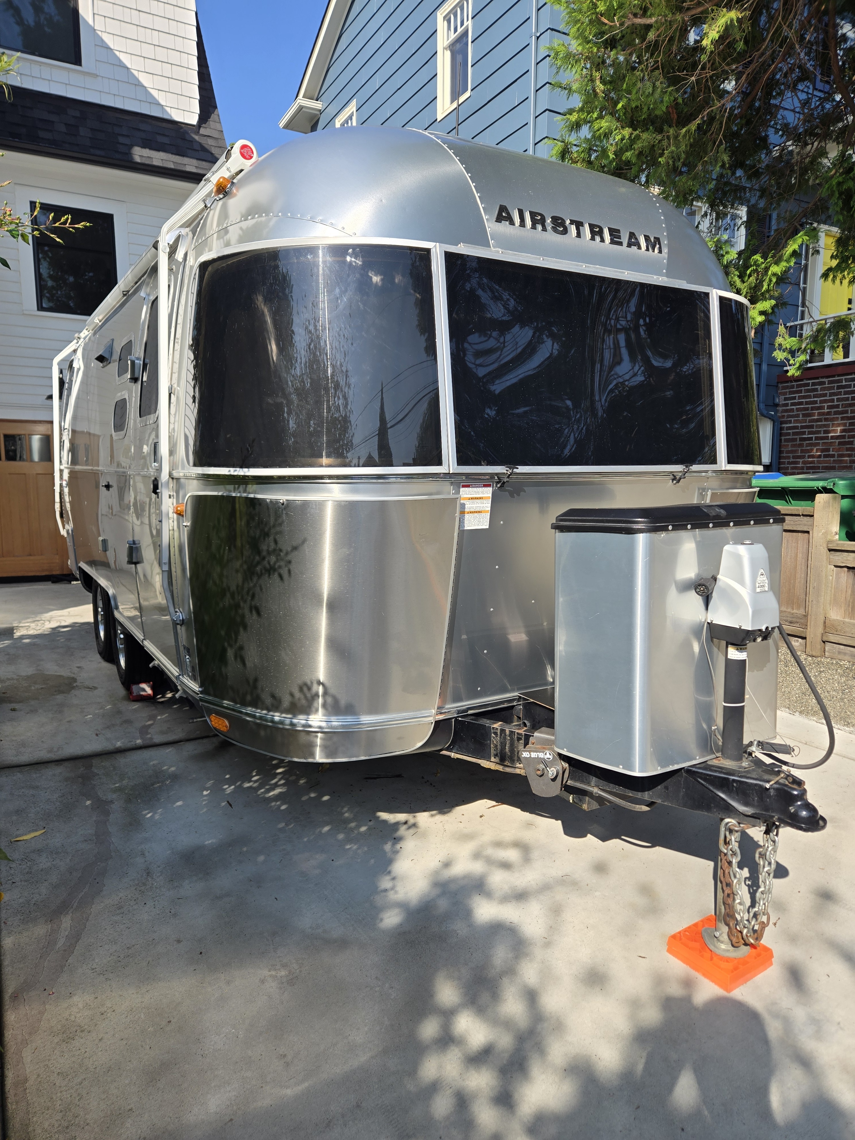 2018 Airstream INTERNATIONAL SIGNATURE 23D in seattle WA