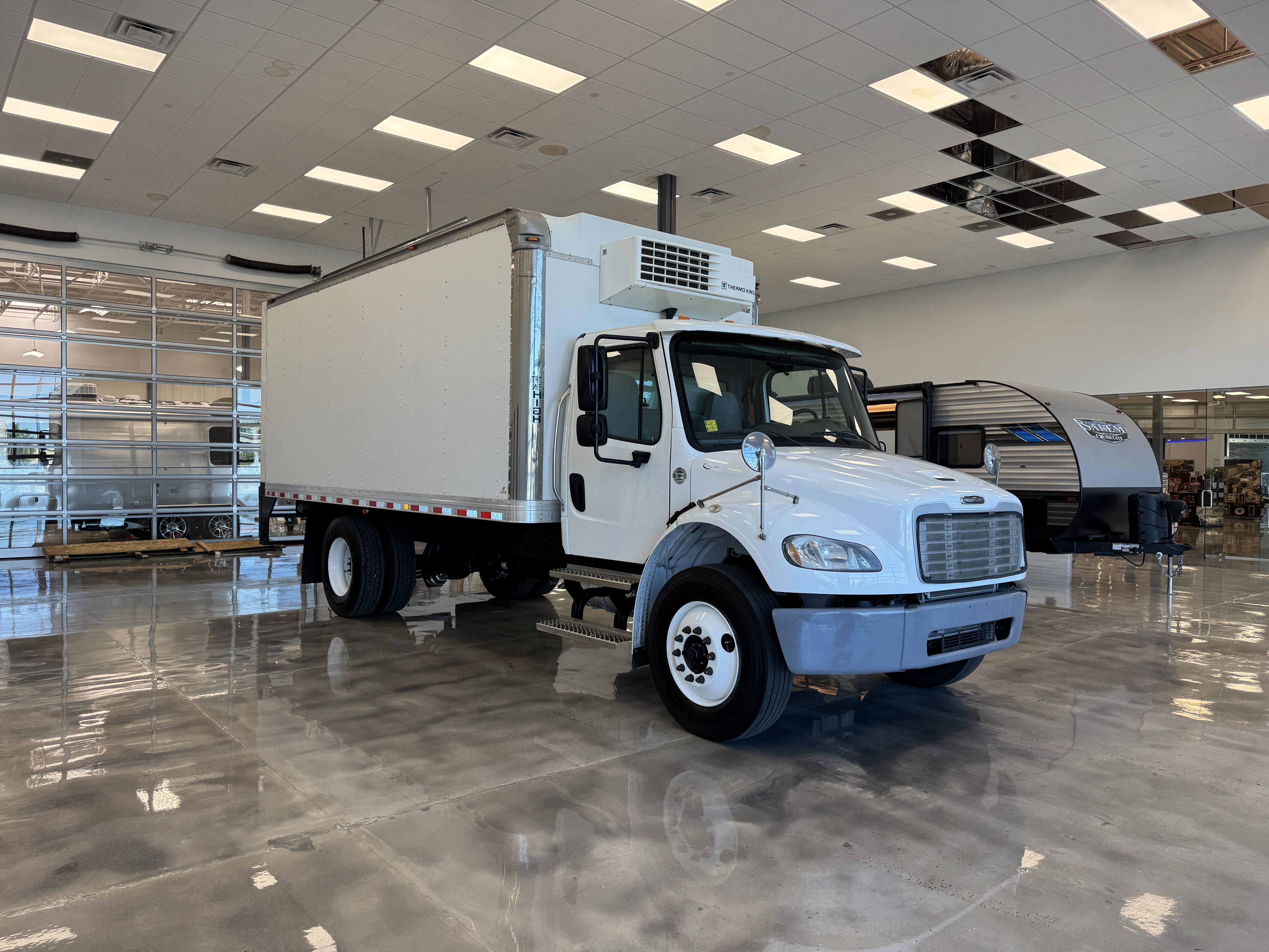 2018 FREIGHTLINER BUSINESS CLASS M2 106 in Chandler, AZ
