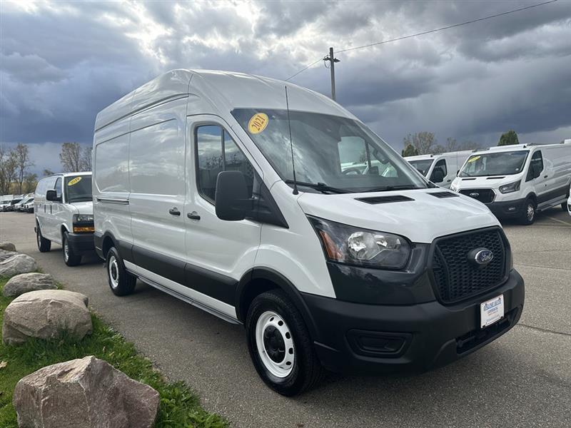 2021 Ford Transit Cargo Van photo 3