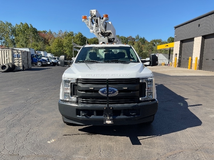2019 Ford F-350 photo 2