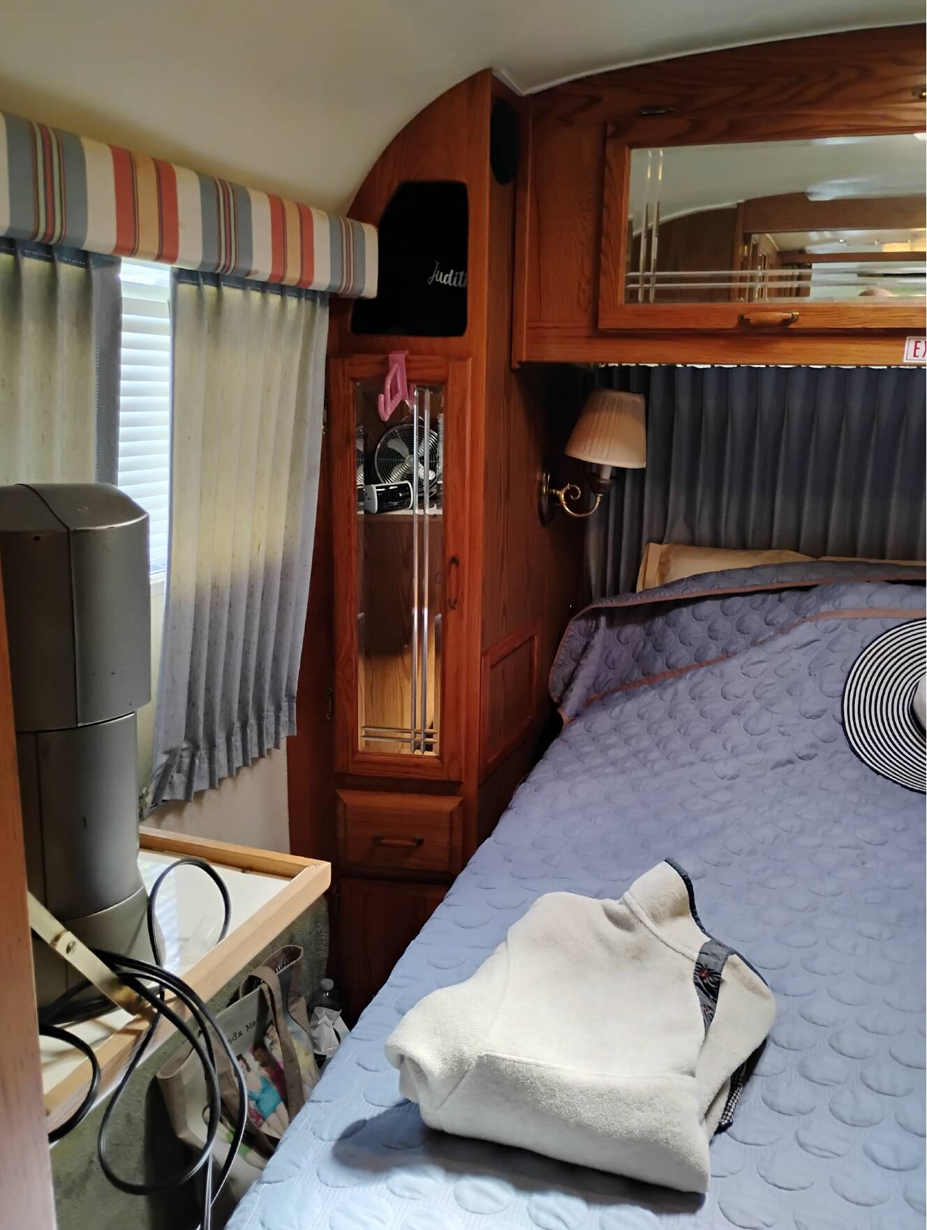 A photo of this 1995 Airstream EXCELLA 34