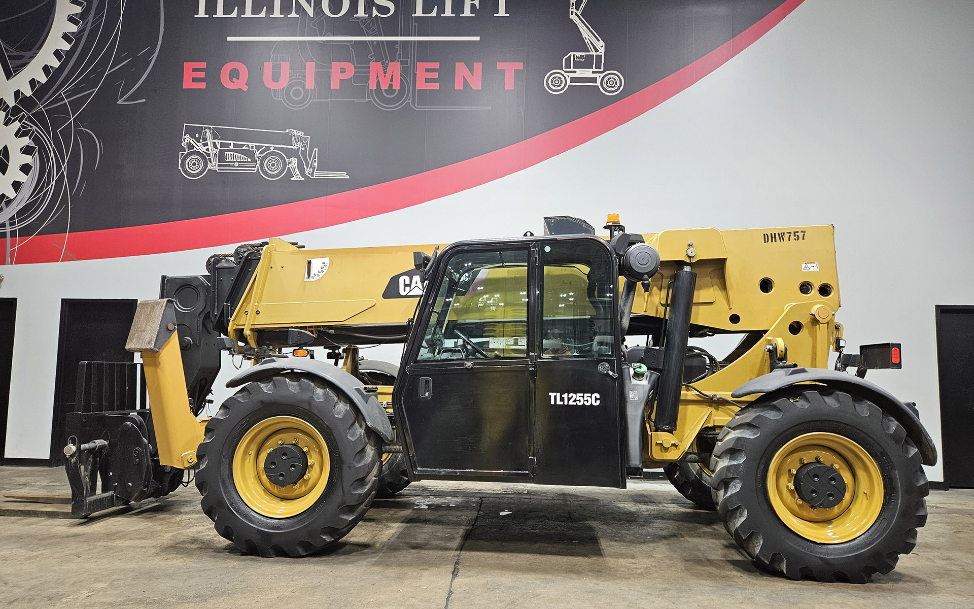 2013 CATERPILLAR TL1255C in Cary, IL