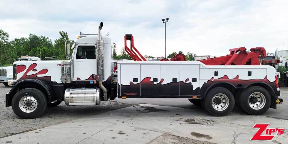 2012 PETERBILT 389 in New Hampton, IA