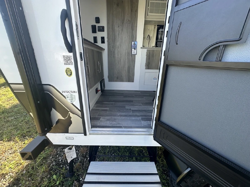 2026 TRAVEL LITE ROVE CLASSIC 14FDC