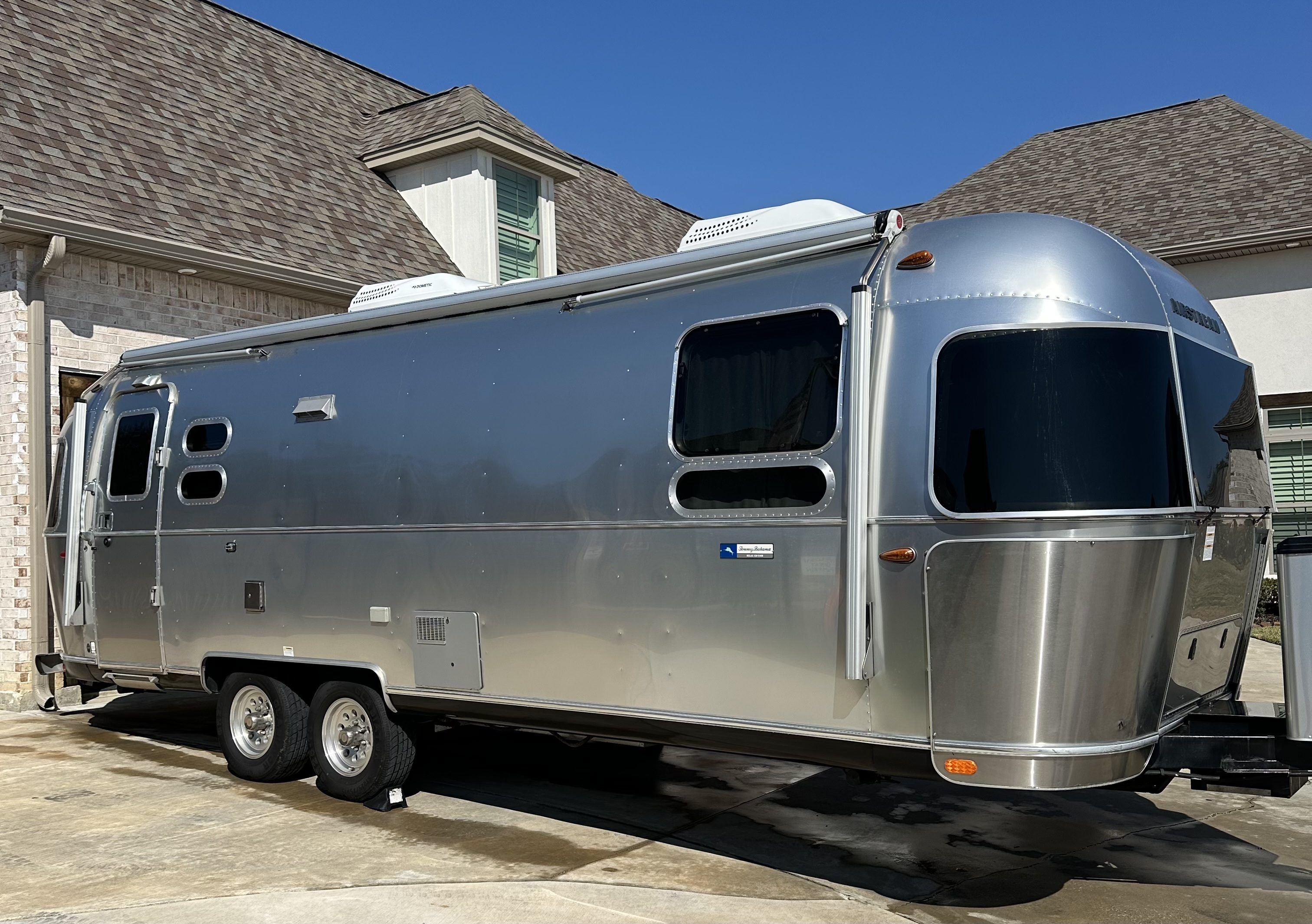 2019 Airstream TOMMY BAHAMA SPECIAL EDITION 27FB in lumberton TX