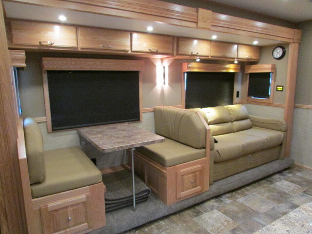 2016 Show Hauler CUSTOM in lynchburg VA