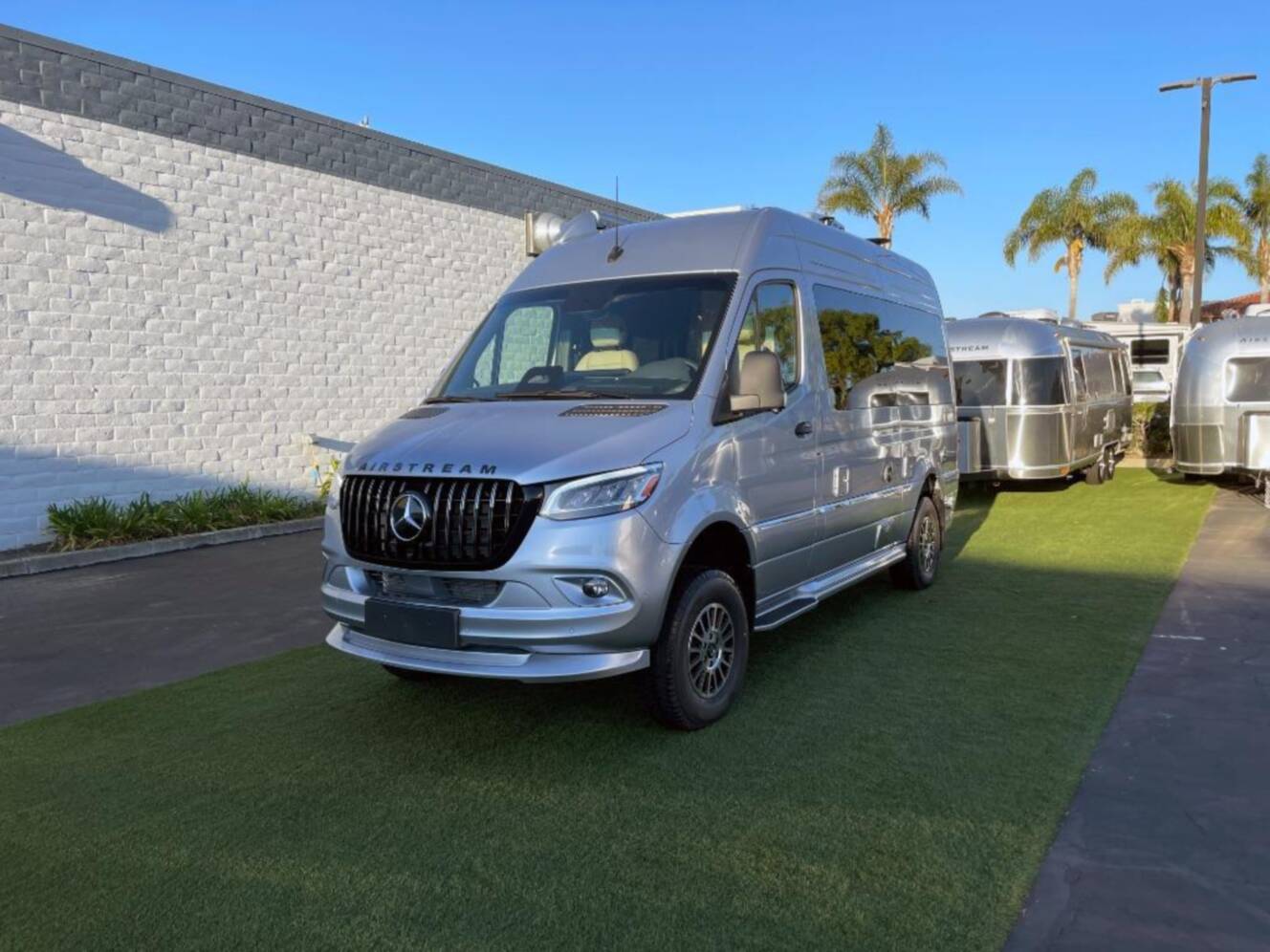 A photo of this 2026 Airstream Interstate 19 AP TOMMY BAHAMA