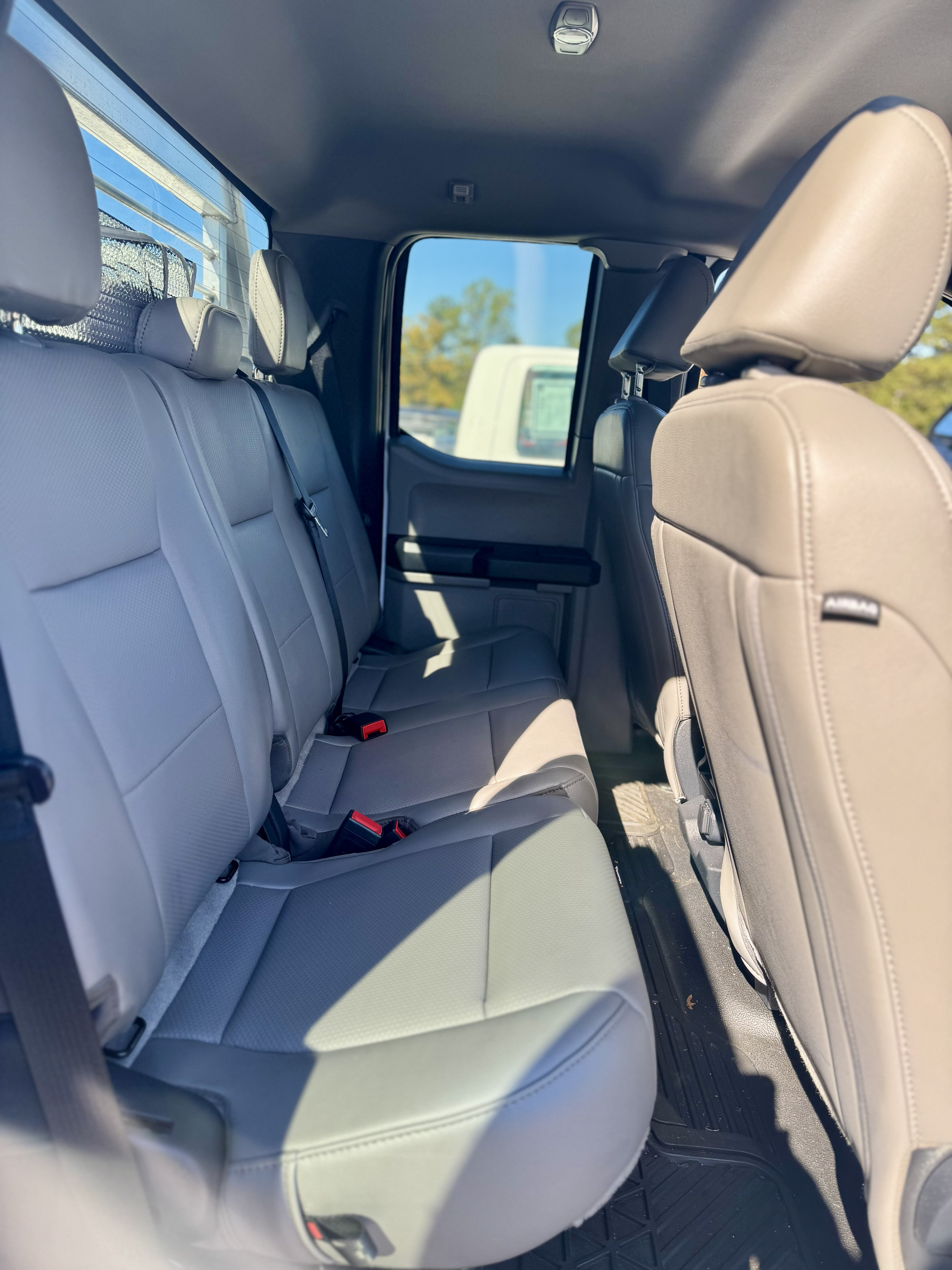 2022 Ford F-550 XL photo 2