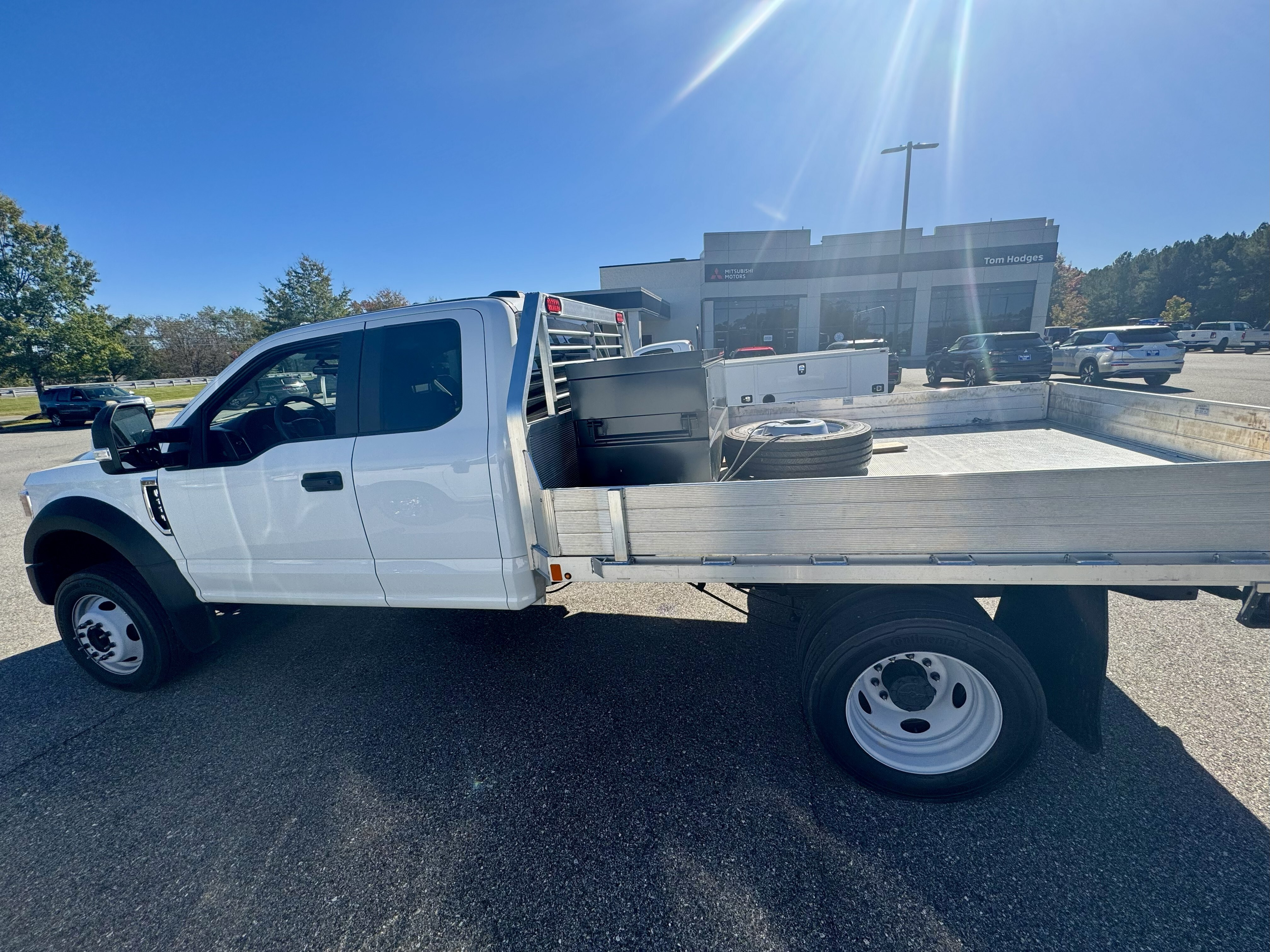 2022 Ford F-550 XL photo 3