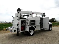 2025 FORD F600