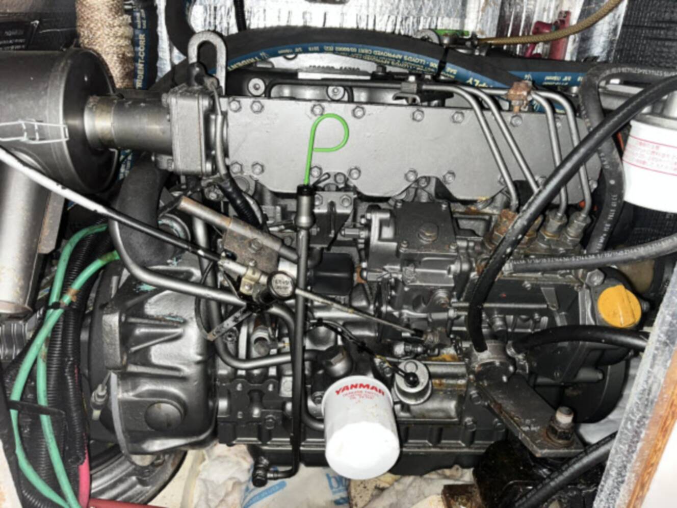 A photo of this 2004 J Boats J/133