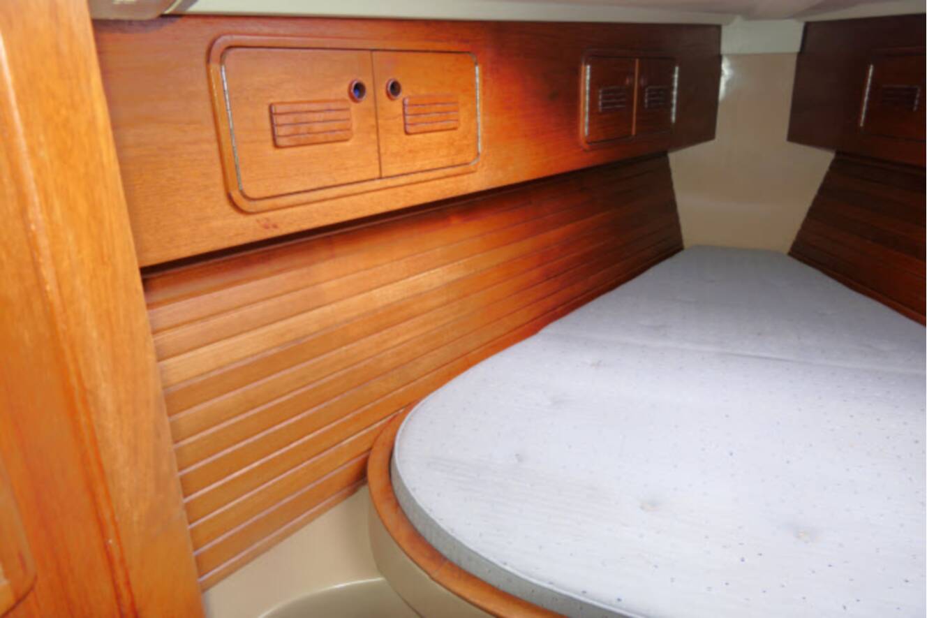 A photo of this 1989 C&C Yachts 37-40 PLUS