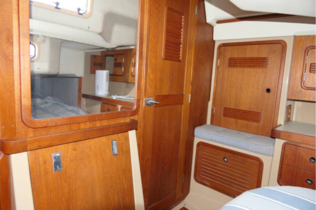 A photo of this 1989 C&C Yachts 37-40 PLUS