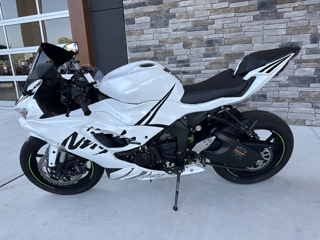 【R-301】 2023 Kawasaki Ninja ZX-6R Motorcycles For Sale Near Millstone